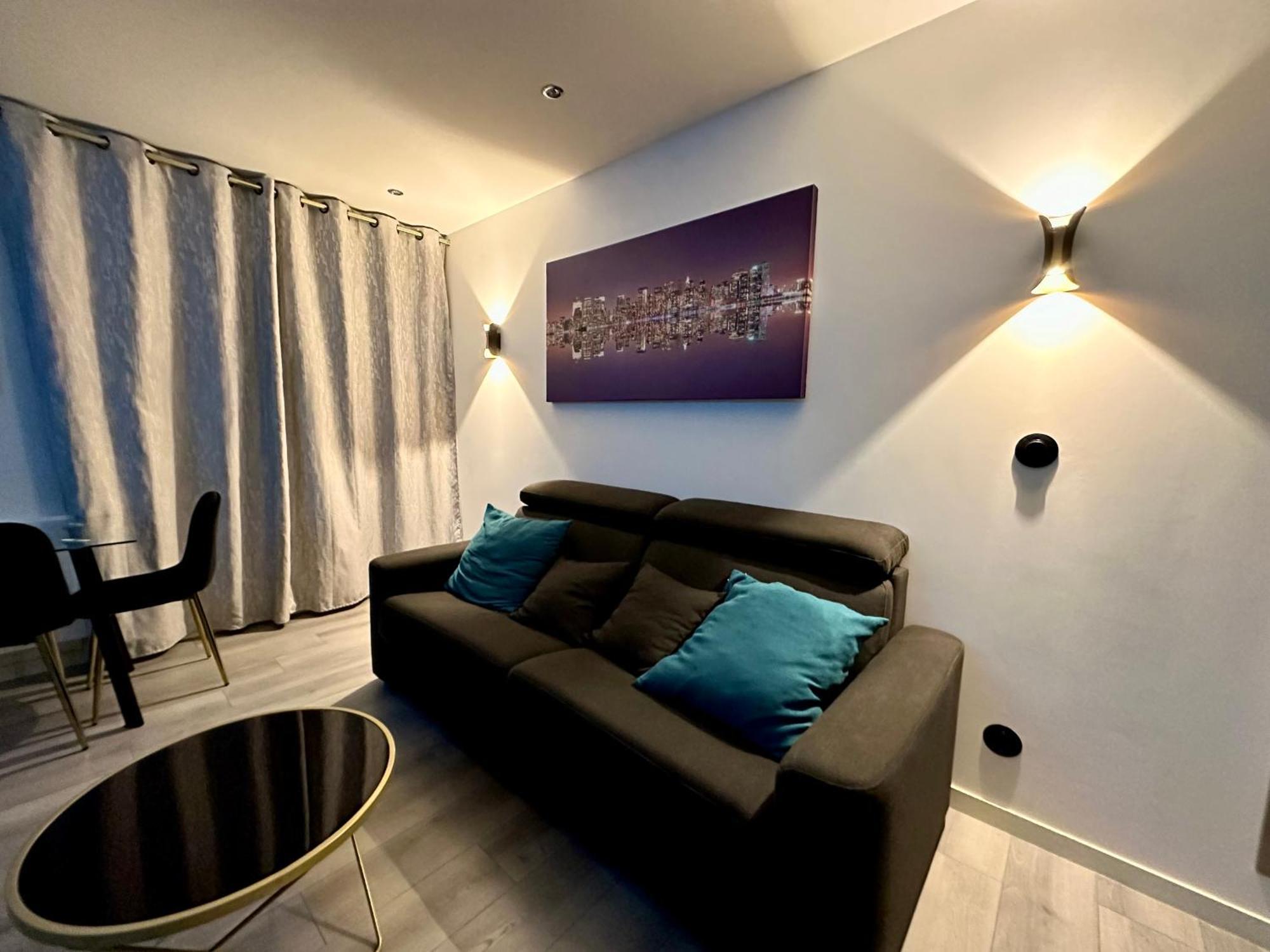 Angeles Apartment Villeurbanne